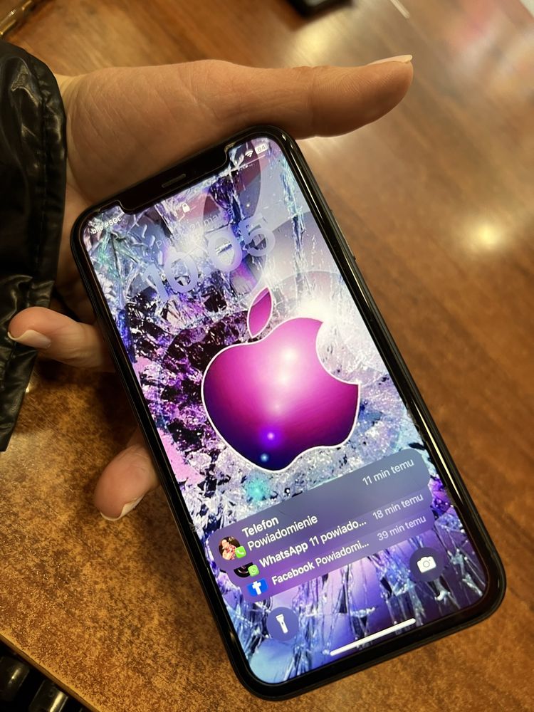 Sprzedam Iphone 11 128gb