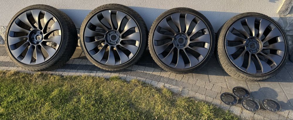 Koła zimowe 20” Uberturbine Tesla Model 3/Y – felgi + opony + czujniki