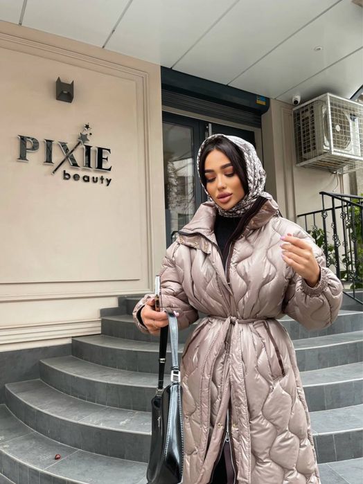 Пуховик куртка стеганный довгий стьобаний