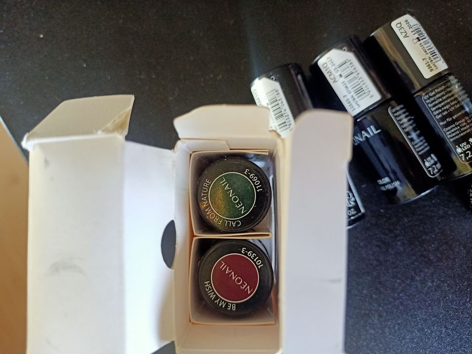Nowe lakiery hybrydowe neonail Semilac