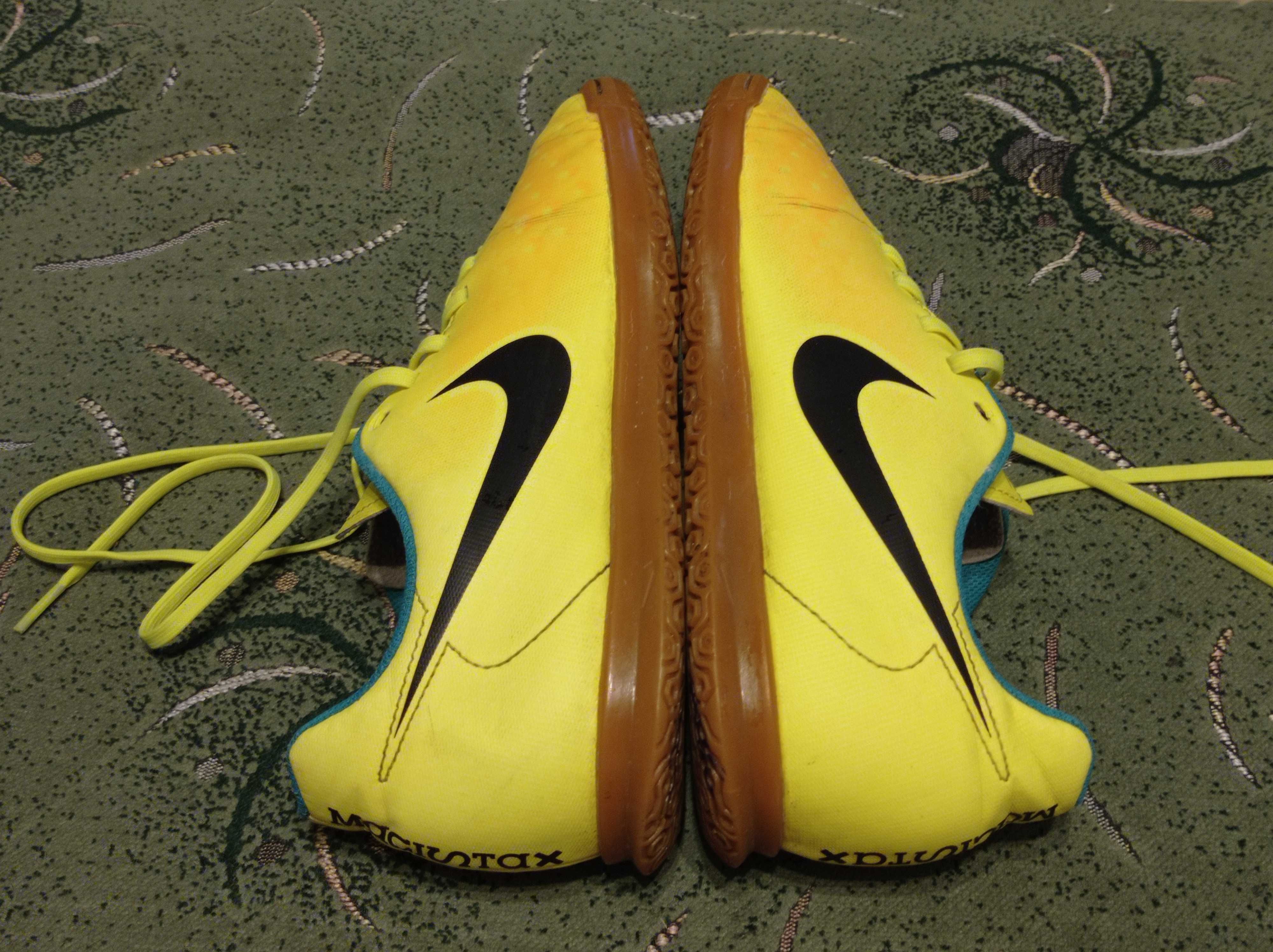 Футзалки Nike Magista X оригинал размер-40 стелька-25,5см
