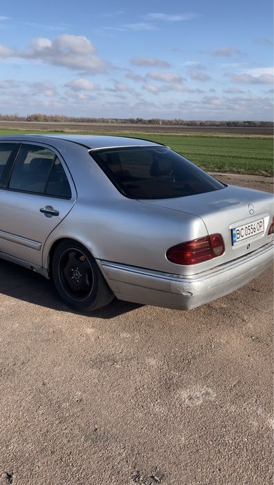 Мерседес w210 e280