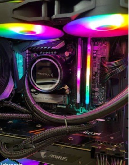 PC Gamer  com Watercooling Total i7 8700k+GTX 1080 Ti + Aorus  z390