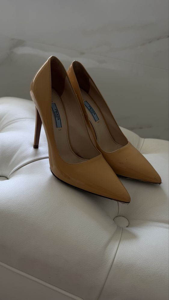 Туфлі Prada (original)