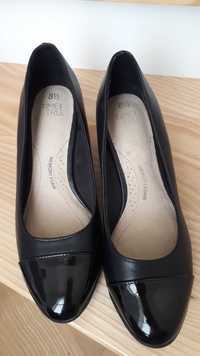 Нові жіночі туфлі 39- 40розмір