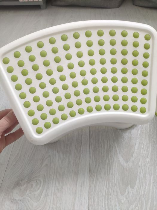 Підставка підніжка дитяча IKea + горщик в подарунок