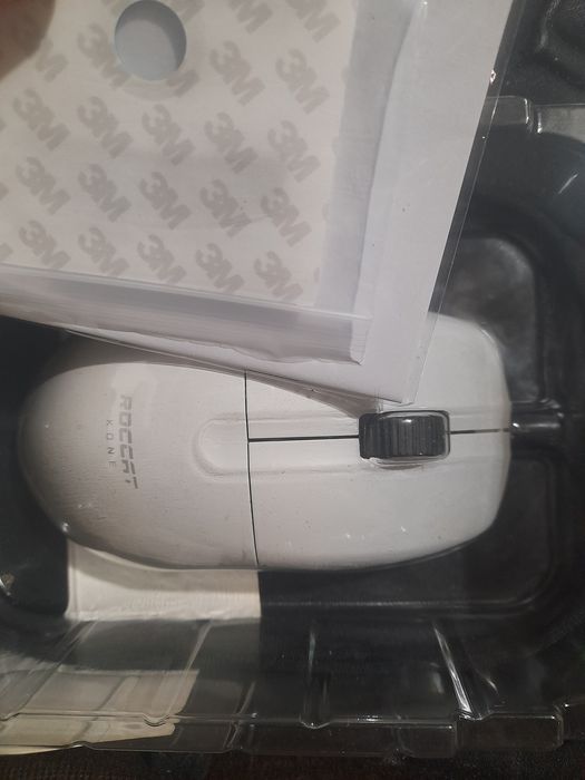 Gaming mouse ROCCAT Kone Pro RGB 19000 DPI White