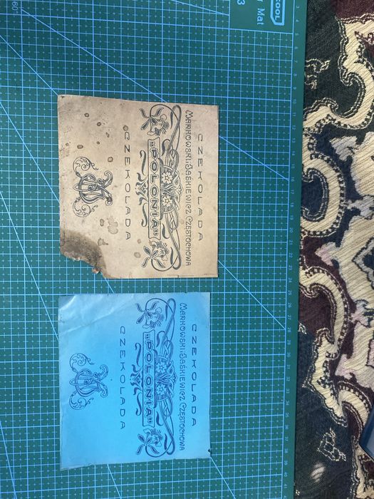 Dwie stare przedwojenne etykiety cukiernicze.