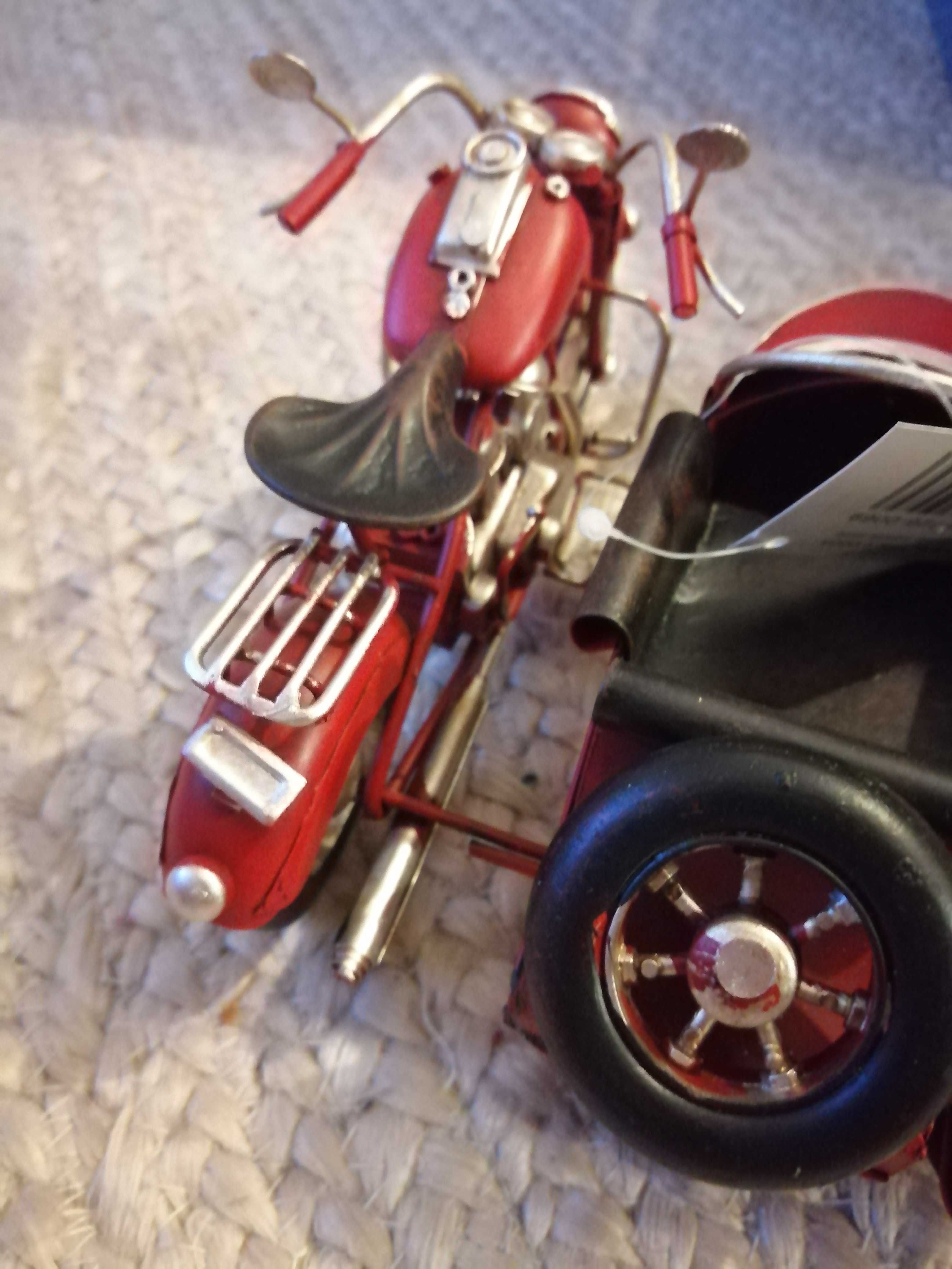 Metalowy model motocykla z przyczepką vintage loft dekoracja