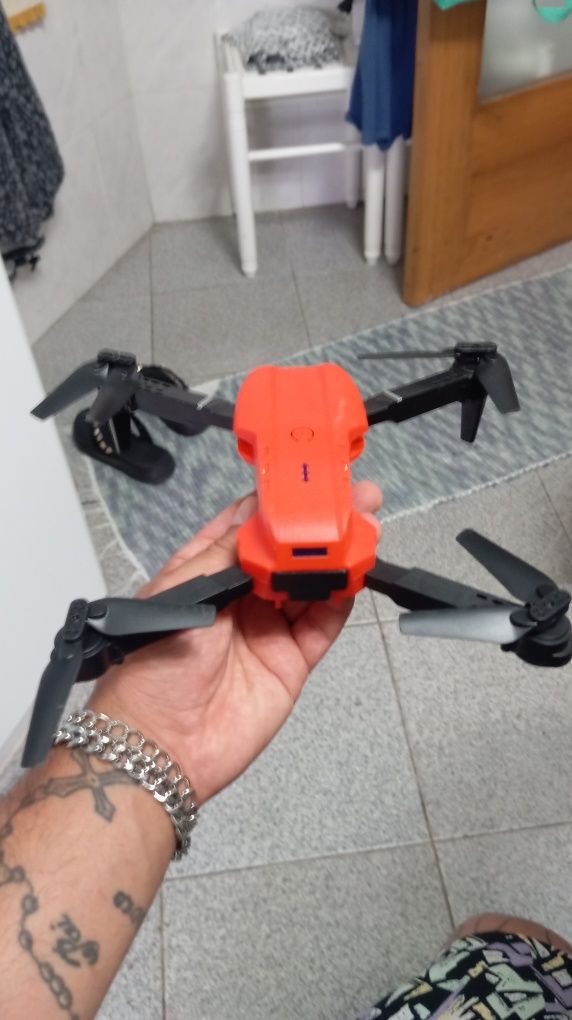 Drone como novo com camara
