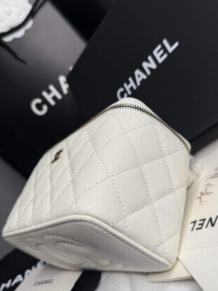 Сумка бочонок CHANEL Vanity Case White Caviar Leather (New/Full Set)
