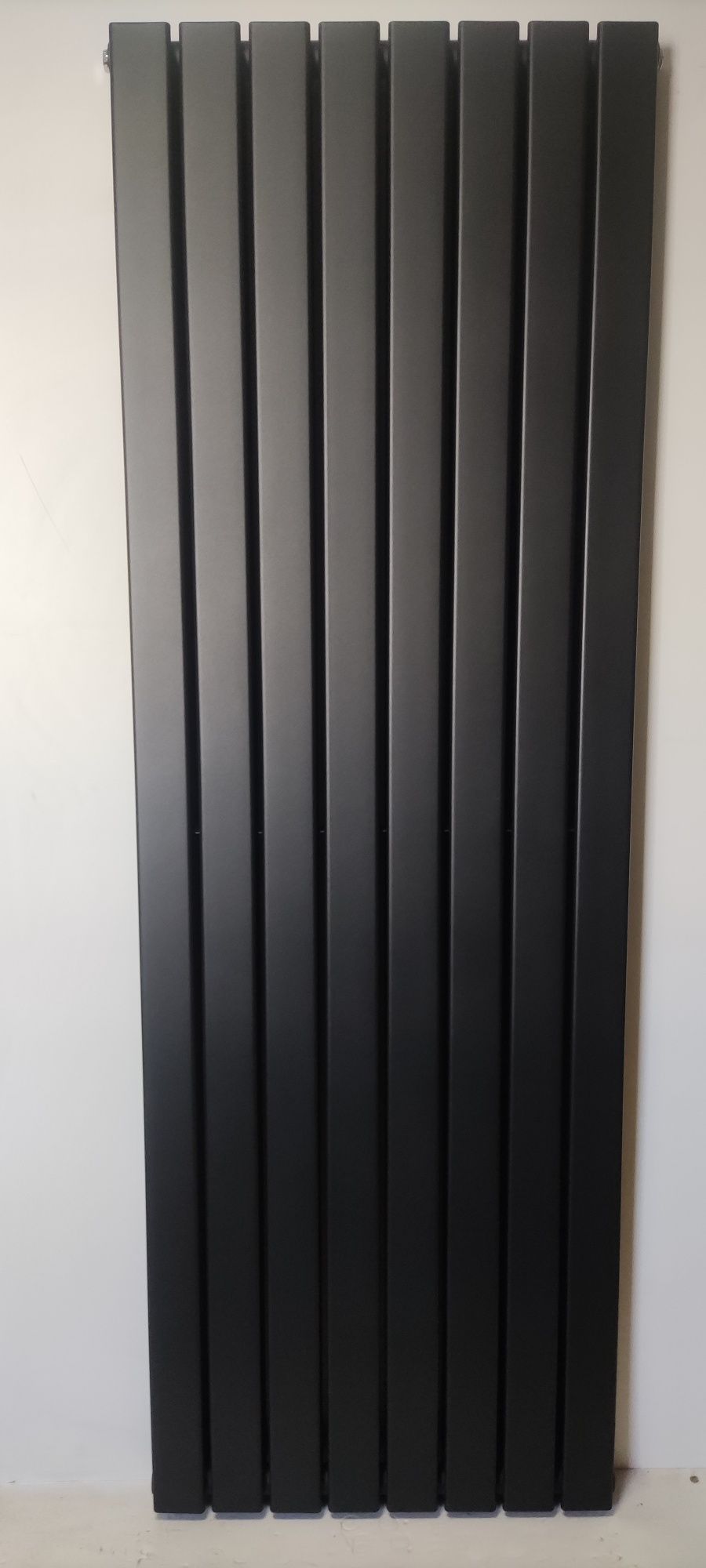 Grzejnik Komex Victoria 180x60 szer 2050W czarny i biały + inne Nowe
