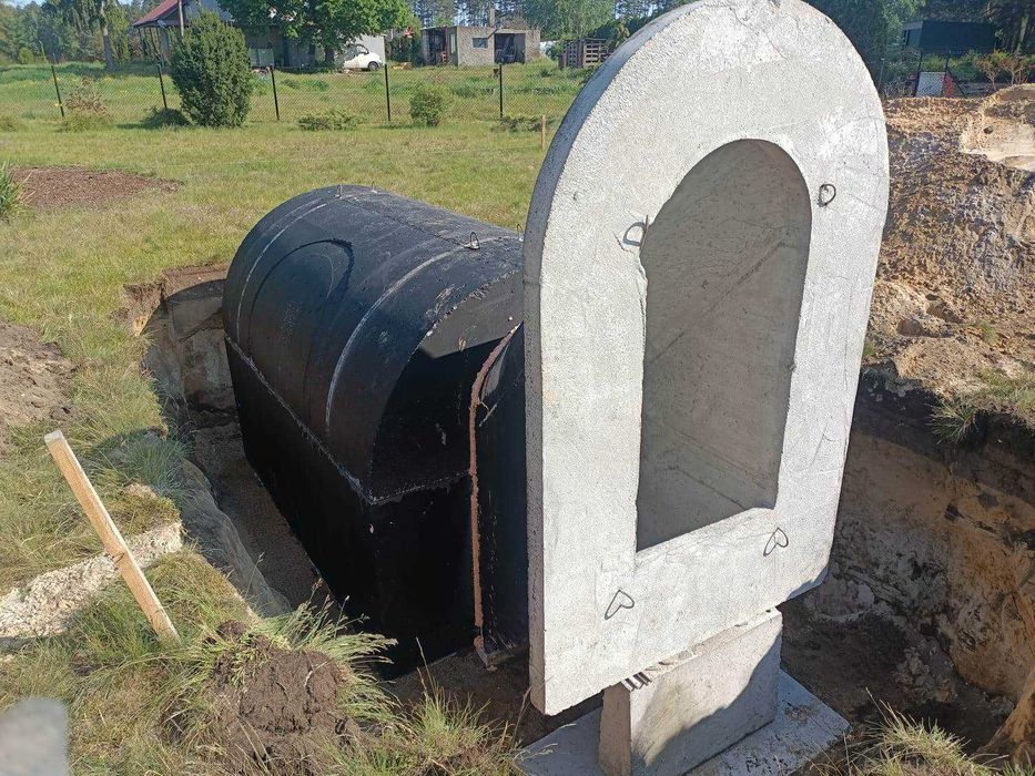 Piwnica betonowa ogrodowa ziemianka beton B30W8 schody przedsionek