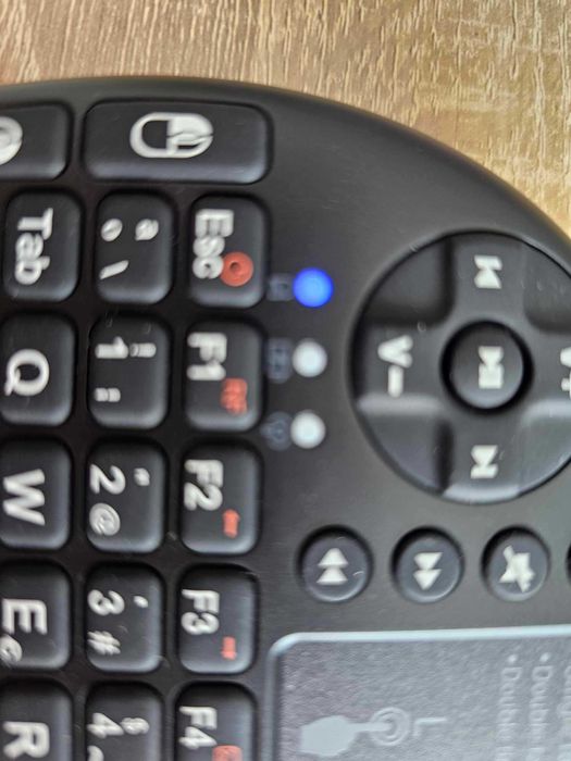 Rii Mini i8+ mini czarna klawiatura bezprzewodowa z myszą touchpada