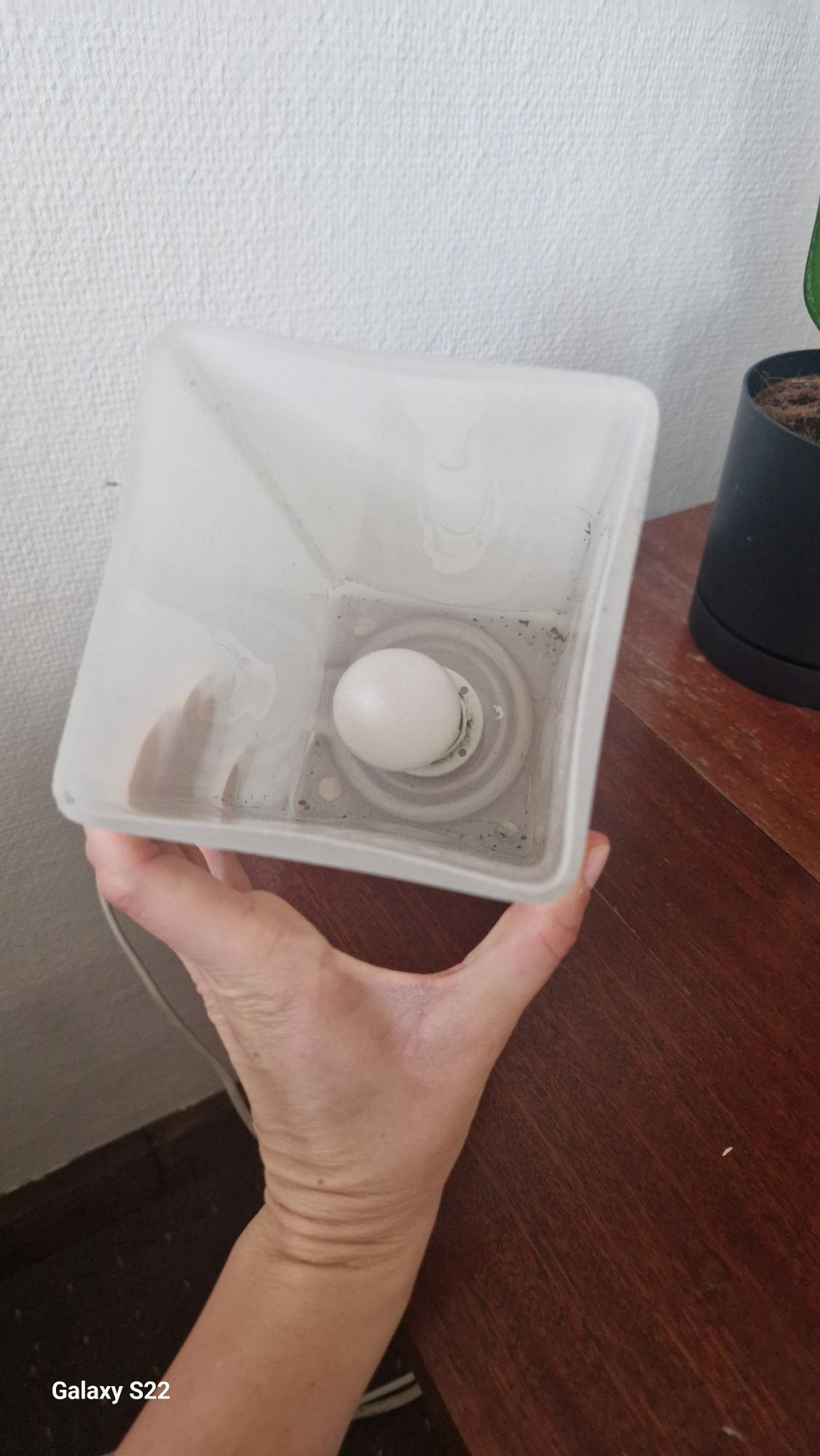 Lampka z IKEA, z żarówką