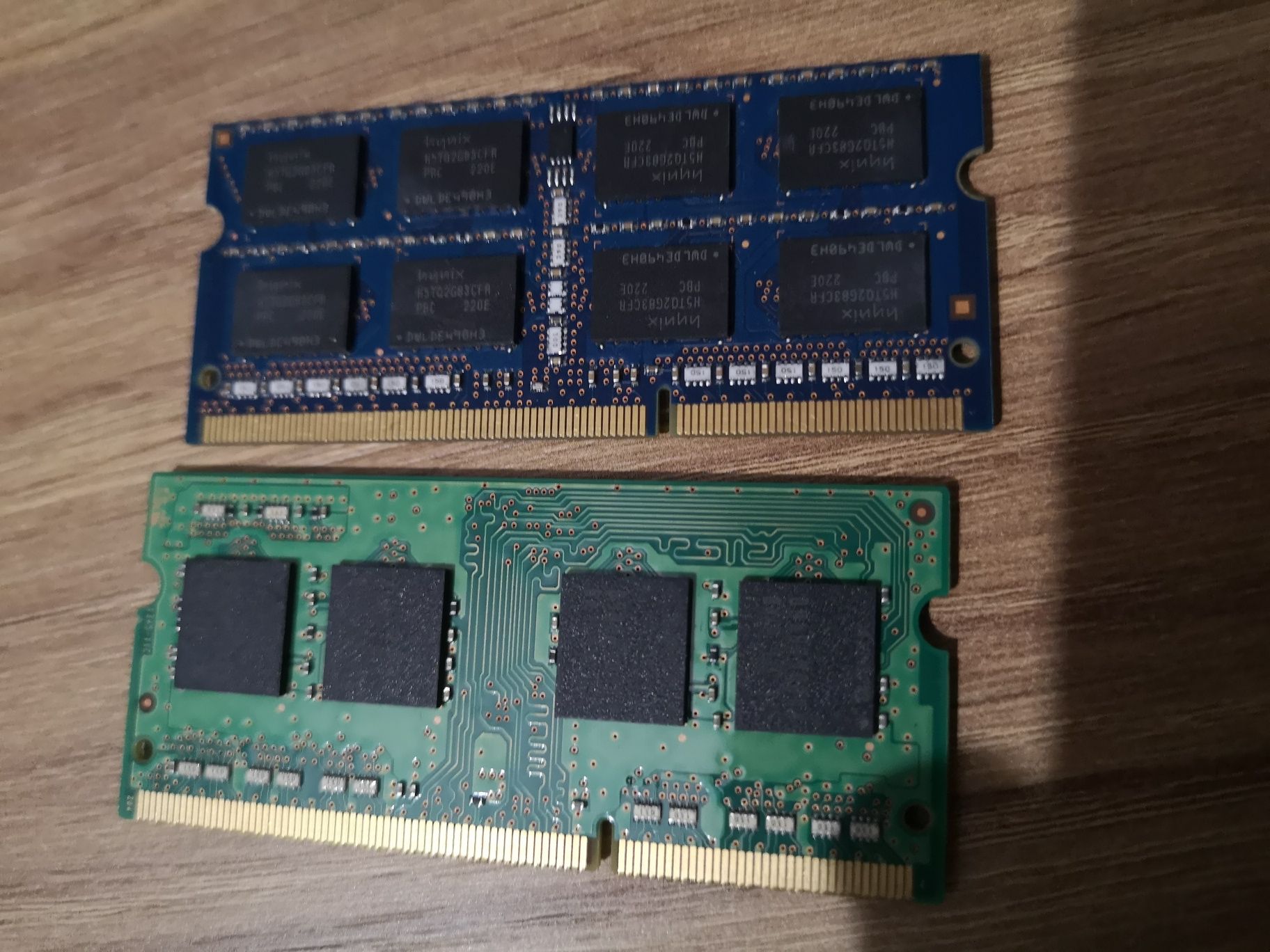 Pamięć RAM DDR3 2 x 4GB do laptopa