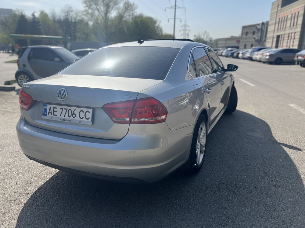 Volkswagen Passat B7 2012 2,5 газ/бензин