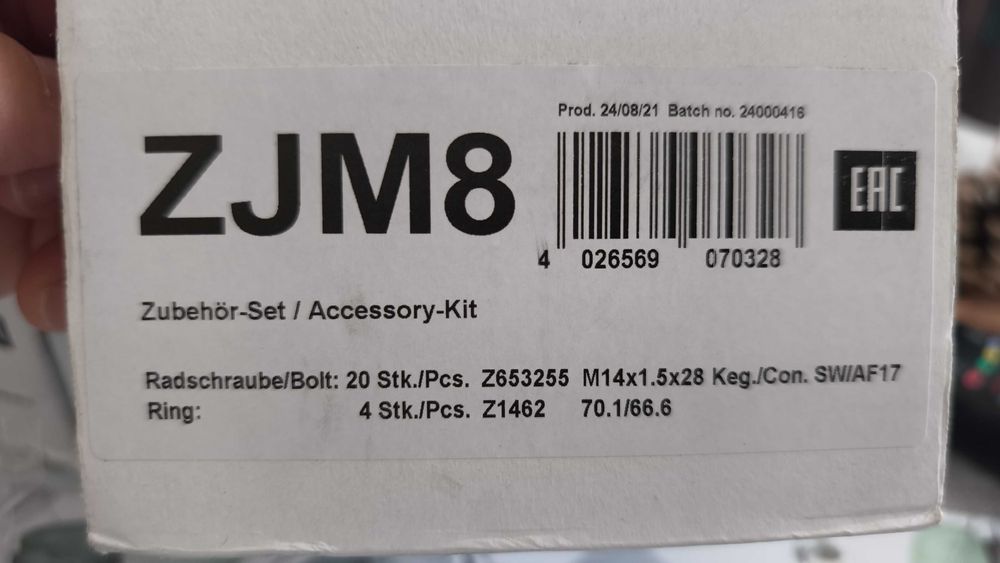 Śruby do kół M12x1.5x24 albo M14x1.5x28 stożkowe szpilki do felg 20szt