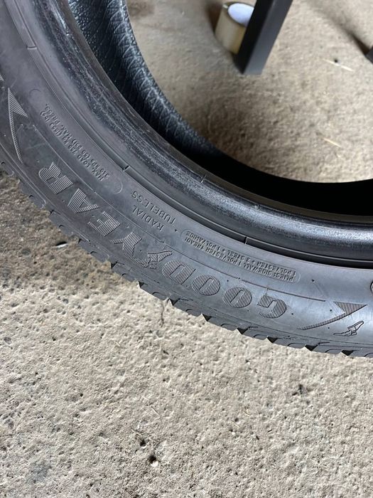 Шини 215/55 r17 98V Goodyear Ultra Grip Performance 2024рік (139)
