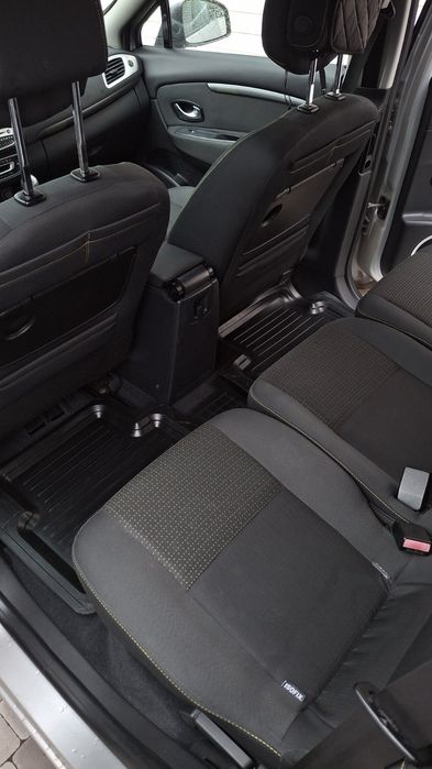 Продам Рено Гранд Сценік