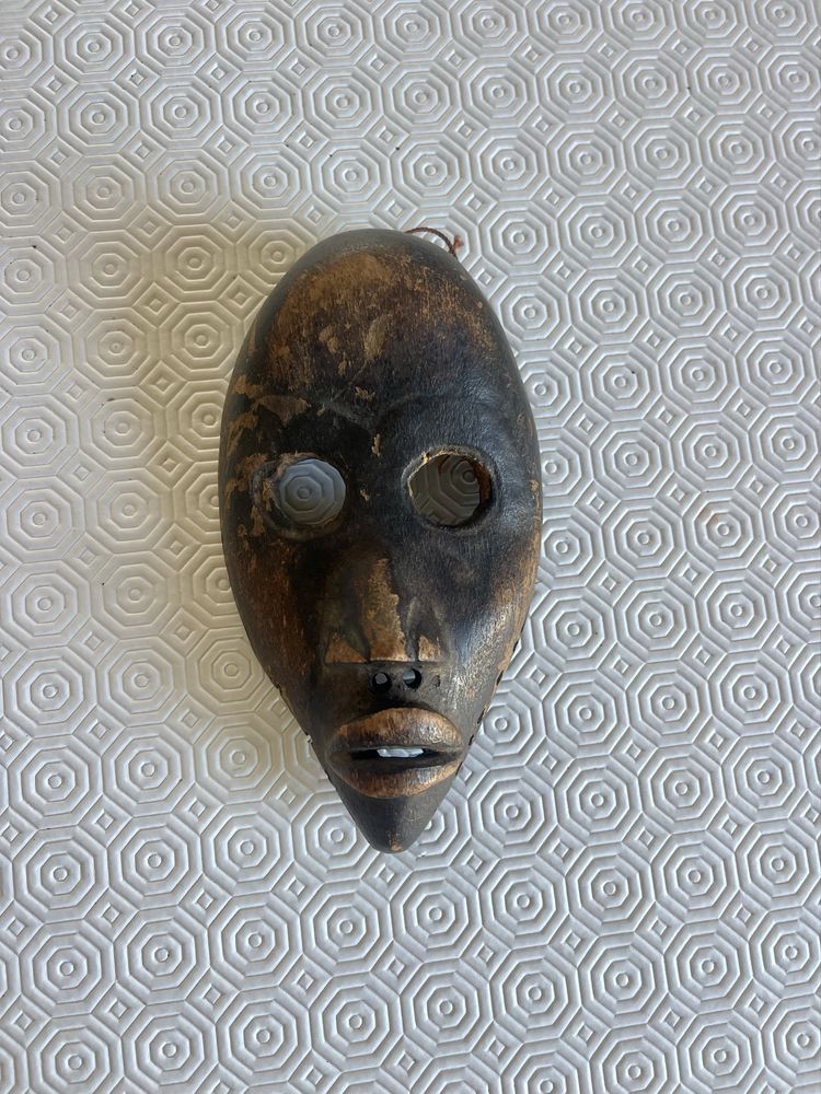 Mascara africana antiga