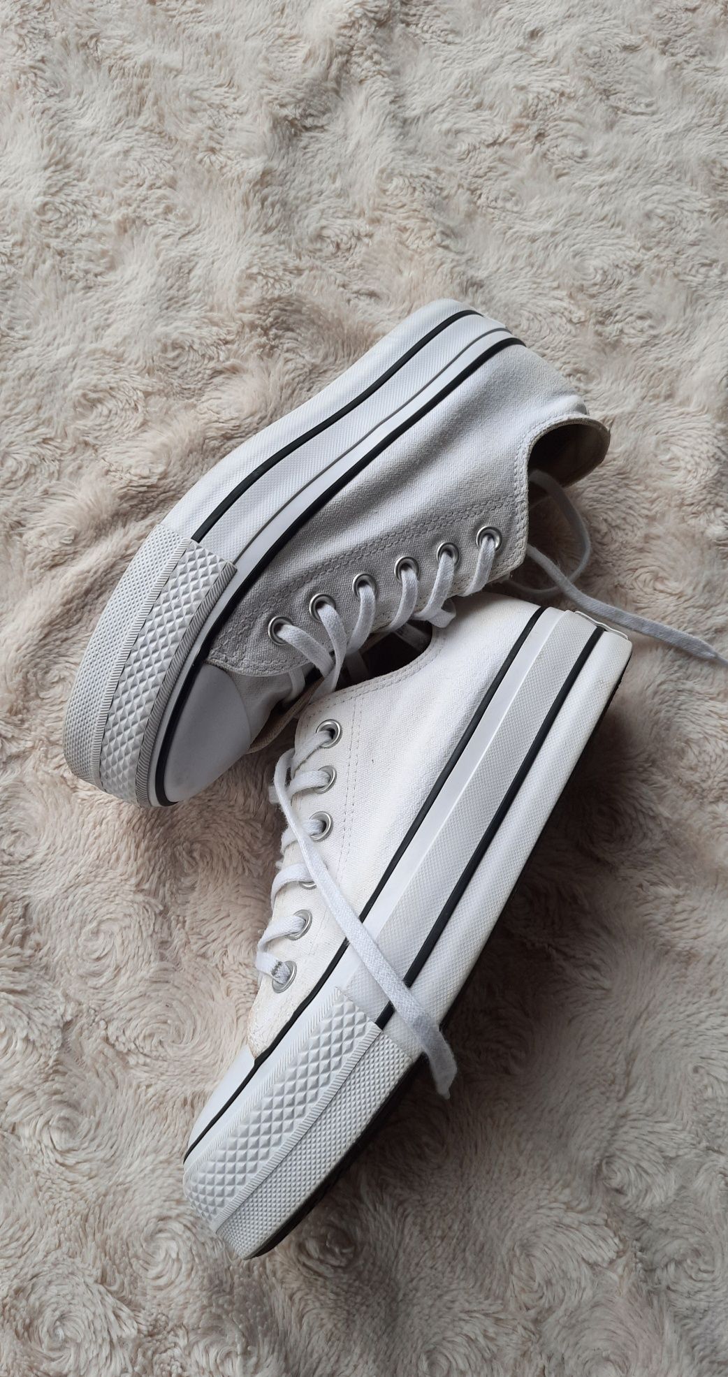 Białe Converse na platformie rozmiar 37,5/25 cm