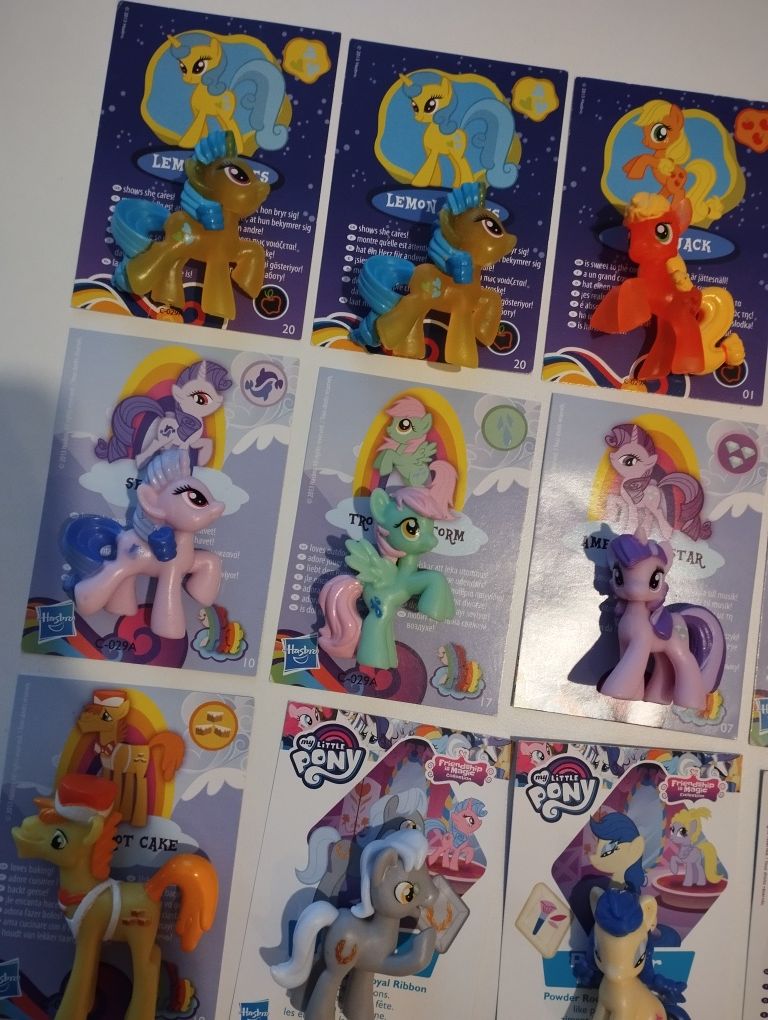 Kucyki pony figurki zestaw z kartami z saszetek