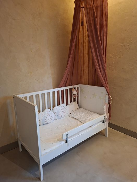 Berço Sundvik + colchao + barreira proteção
