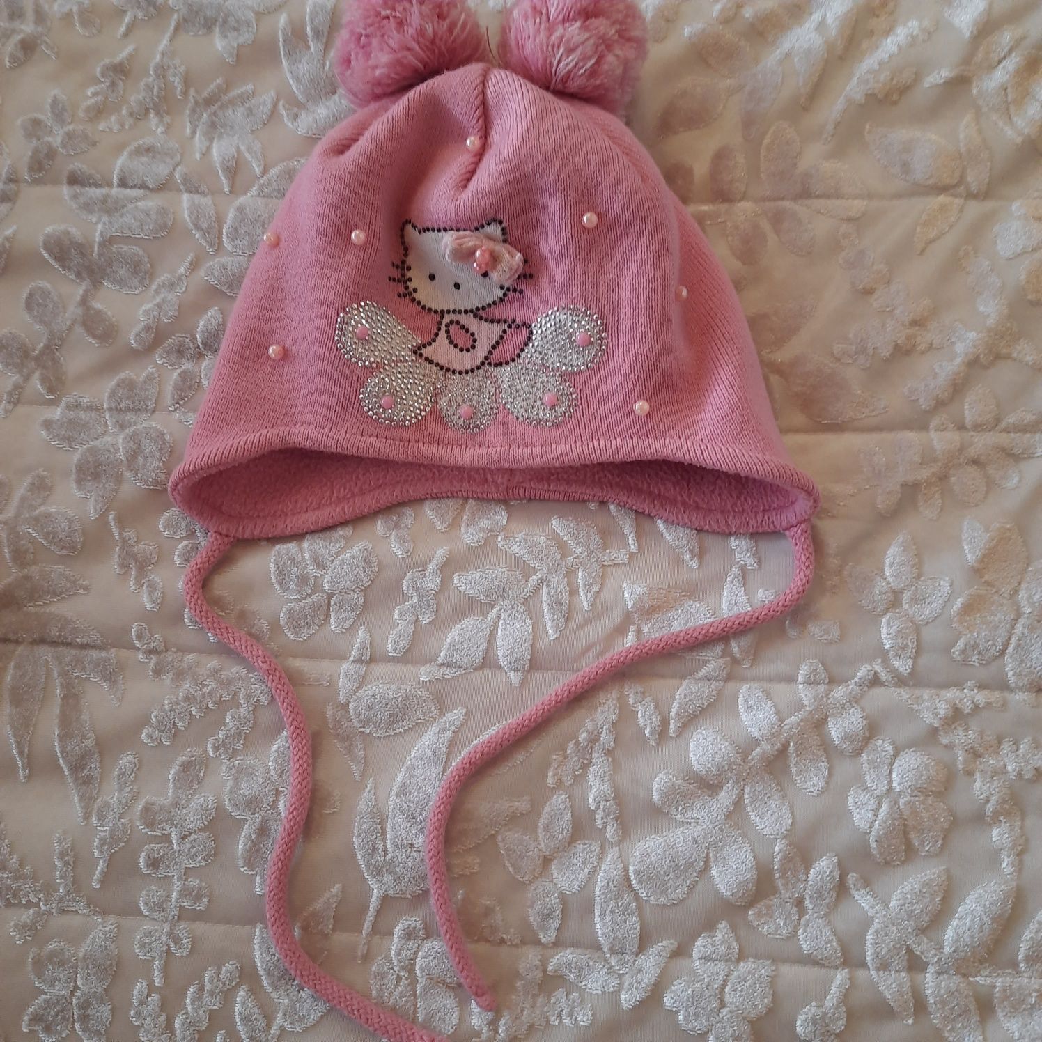 Czapka Hello kity od 4 do 7 lat