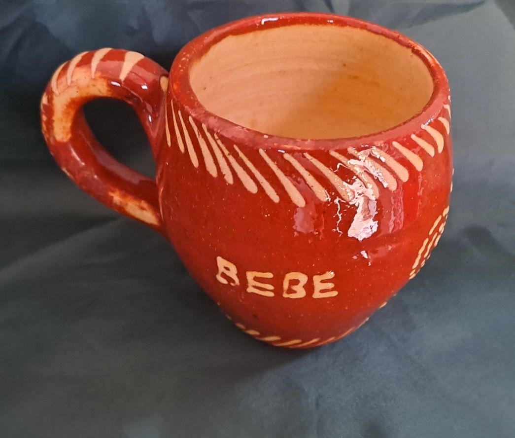 Caneca rústica antiga
