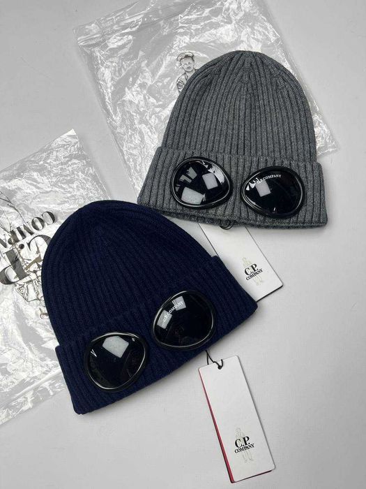 Новые шапки C.P. Company