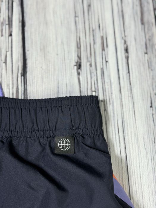 Adidas шорты оригинал s размер