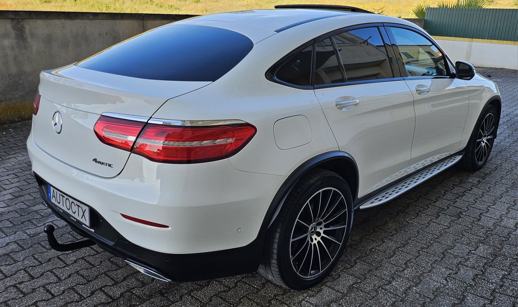 MERCEDES GLC 250 AMG