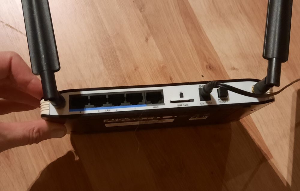 D-LINK Router Wi-Fi z modemem 3G/4G DWR 921
DWR-921