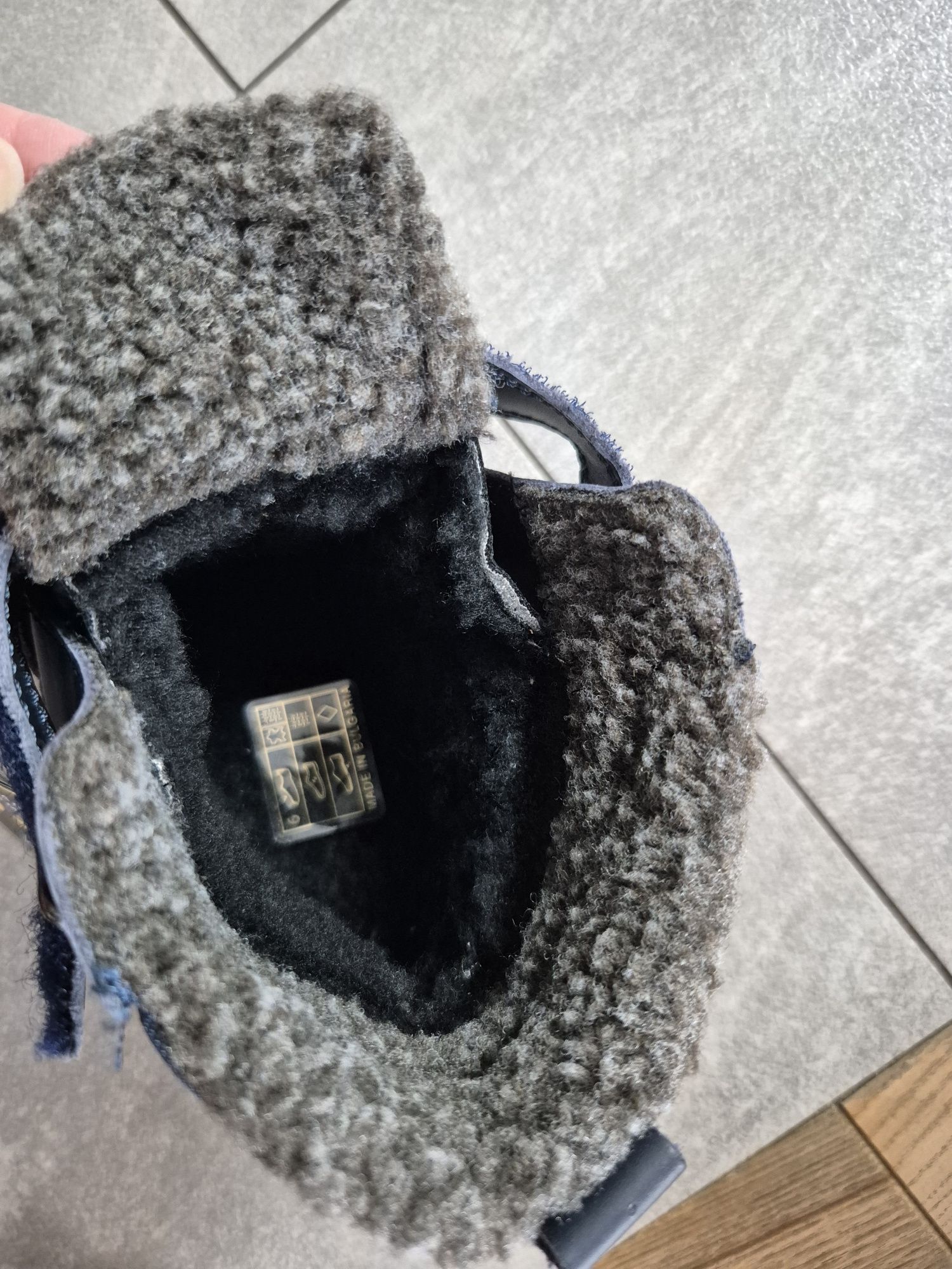 Nowe PRIMIGI buty zimowe 29 kozaki trzewiki śniegowce Gore-Tex na rzep