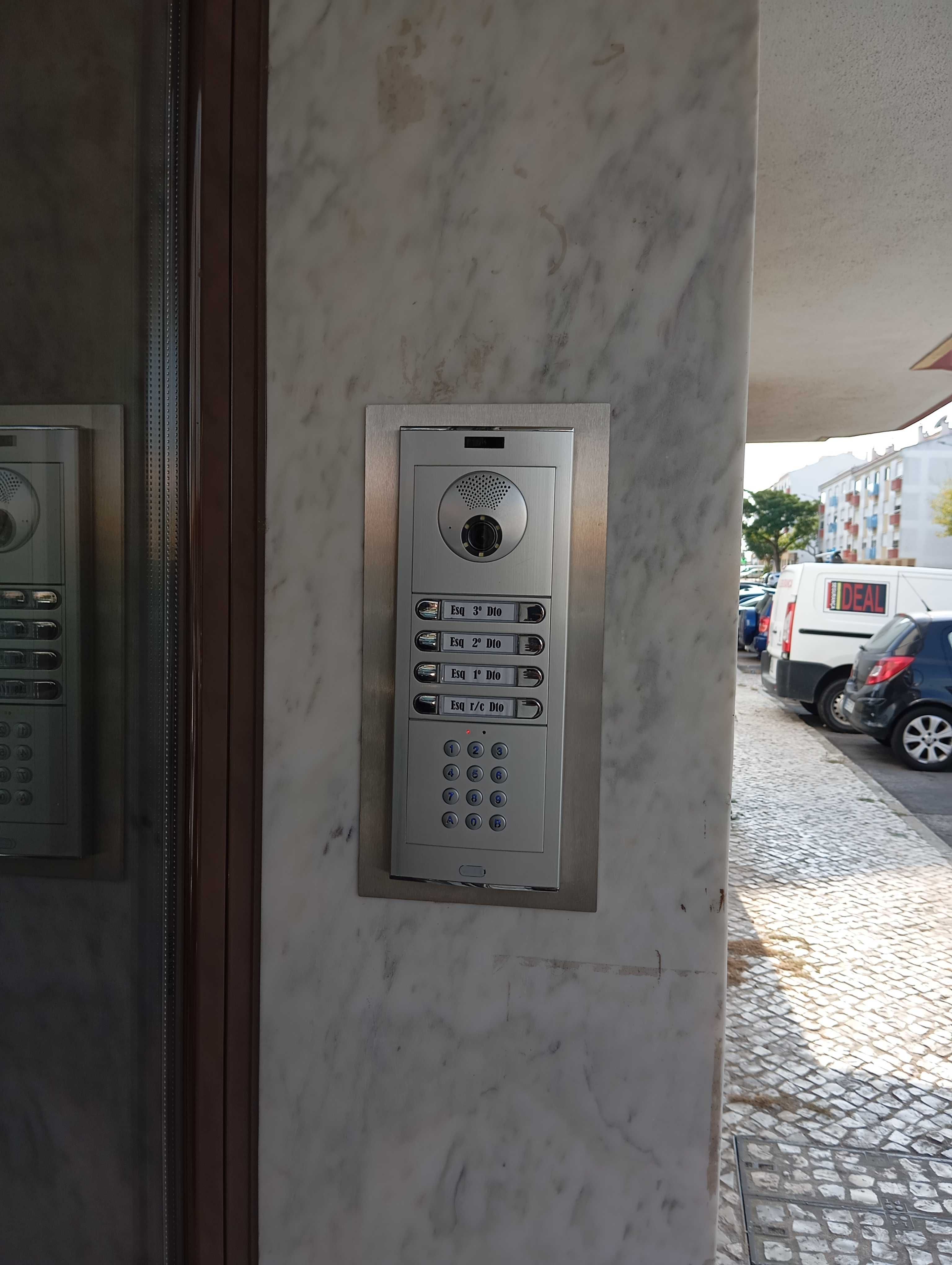 Vídeoporteiro Prédio, Condomínio, e Moradia Em Carnaxide