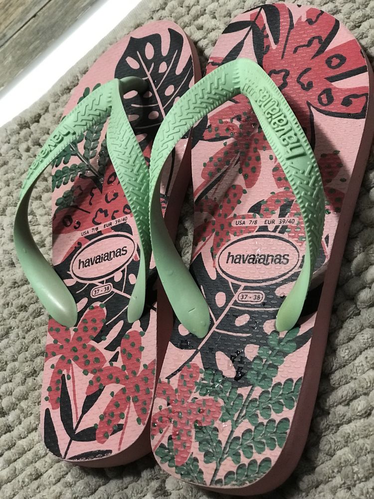 Chinela havaianas a venda.