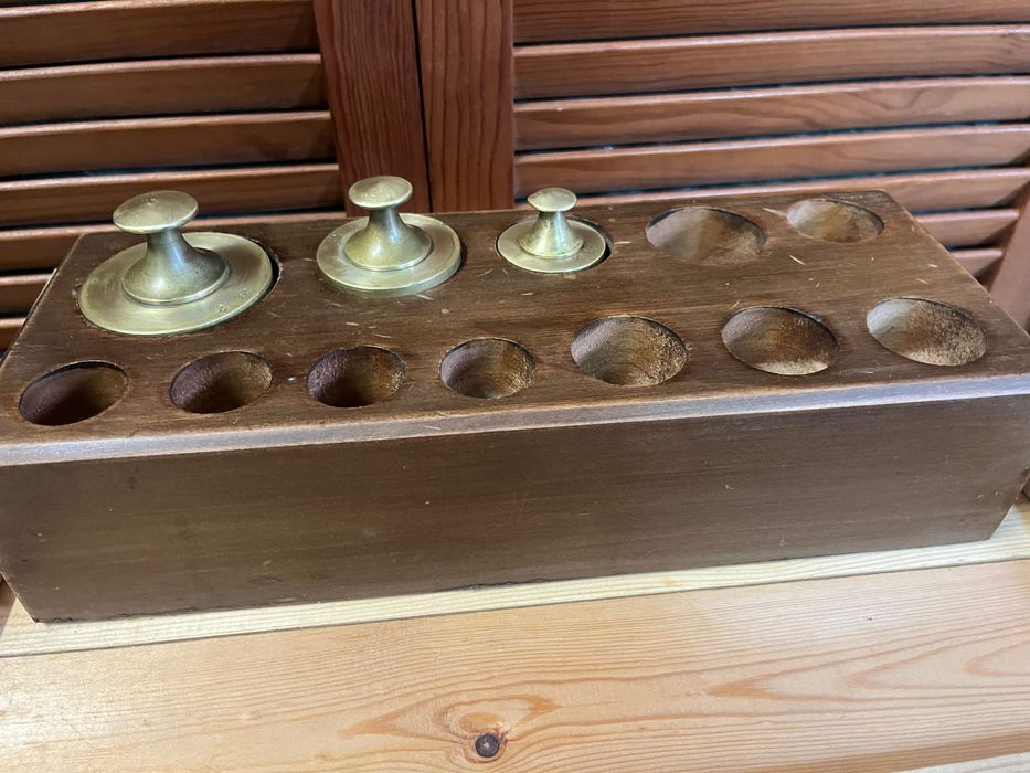 Balança + Pesos = Blocos