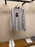 Nowy modny sweter