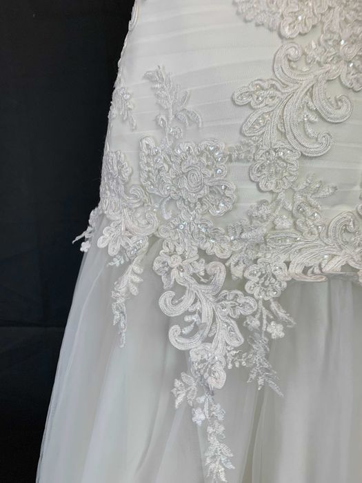 Piękna nowa suknia ślubna 38/40 M/L Litera A koronka cekiny gorset