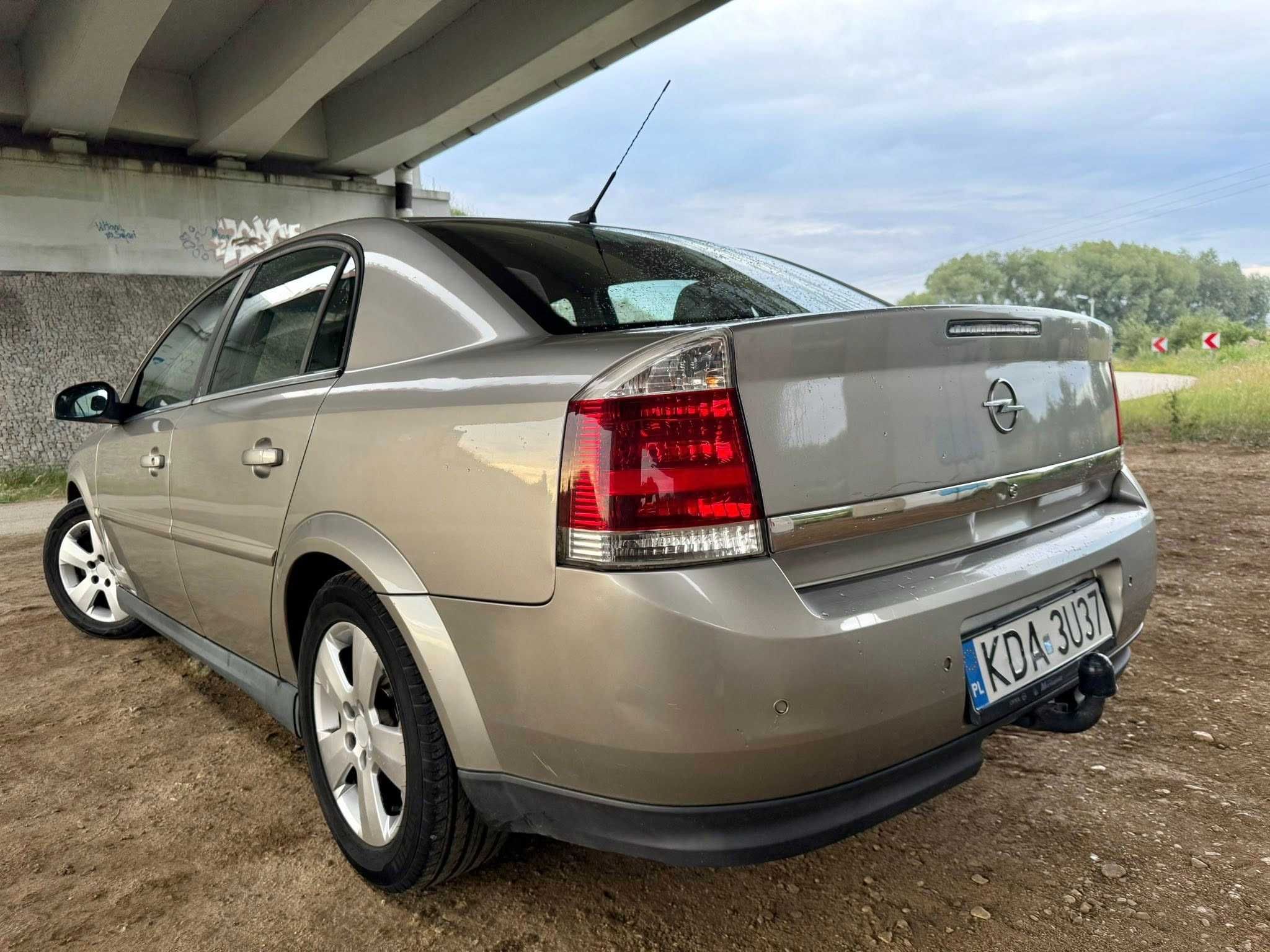 ** Opel Vectra C 2.2 Benzyna ** Przegląd na Rok ** Ładna Zadbana *