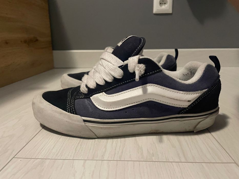 Buty vans knu skool