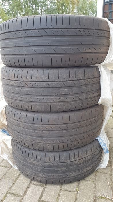 Opony letnie Continental 235/55/18 V, 4 sztuki.
