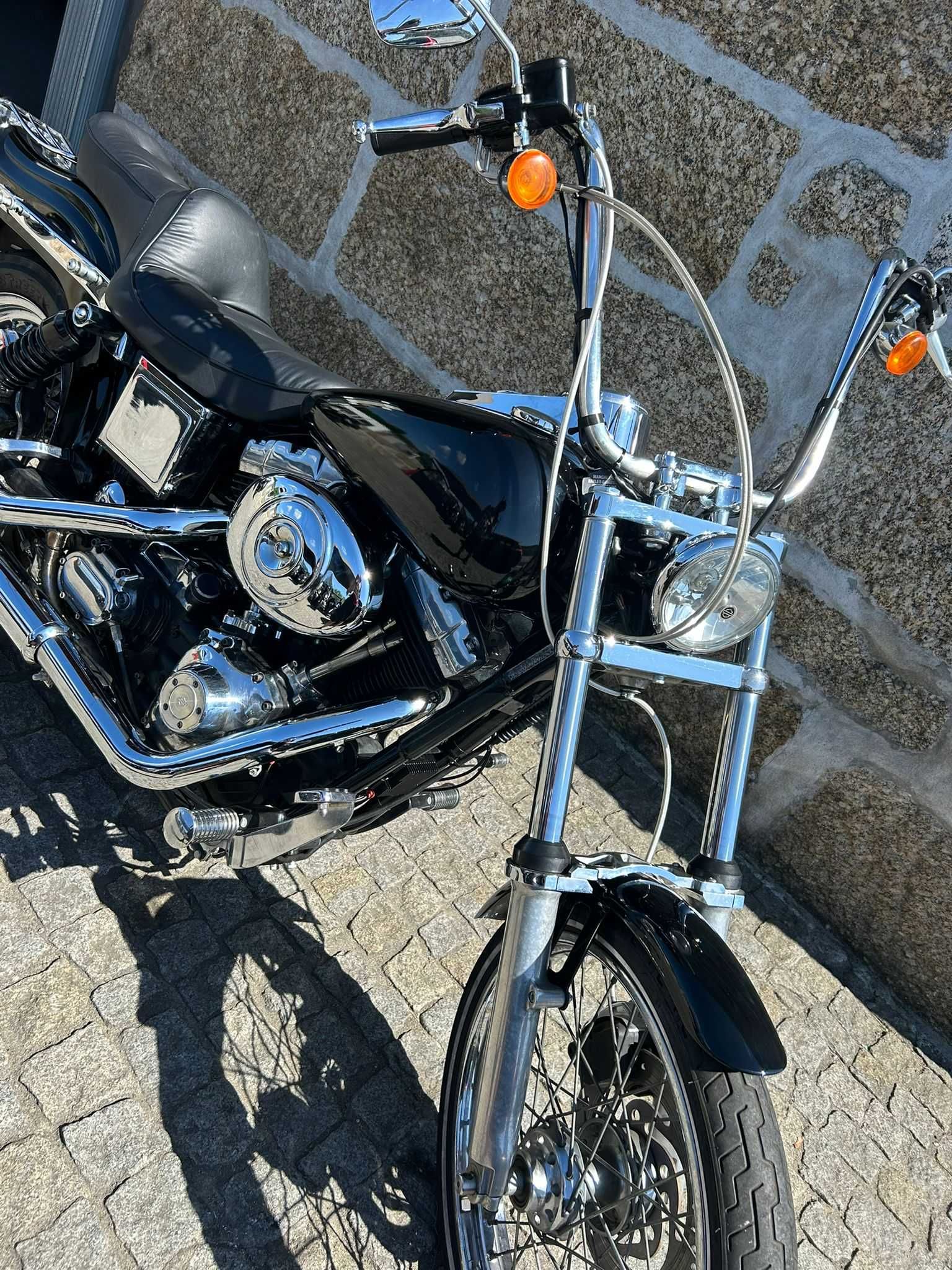 Harley Davidson Dyna Wide Glide - 01