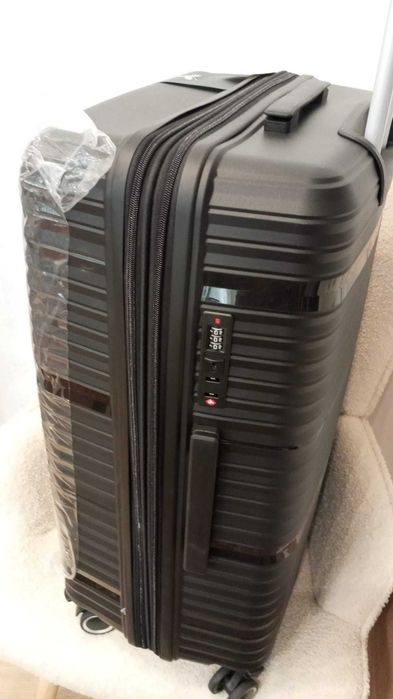 Mala de viagem Grande Preta Alta qualidade "Silicone" Nova-Nunca Usada