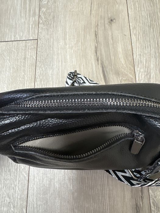 сумочка кросбоді