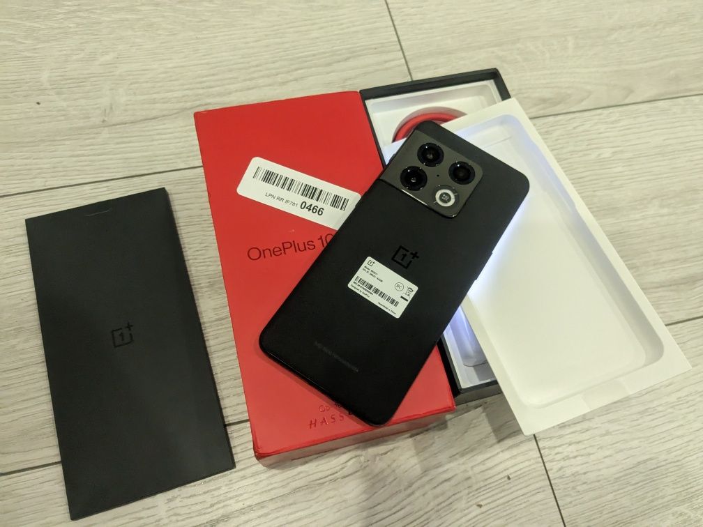 Новый OnePlus 10 Pro 5g 128Gb volcanic black