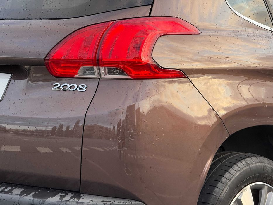 Peugeot 2008 1.2 VTi Allure (2014) – 120.000 km