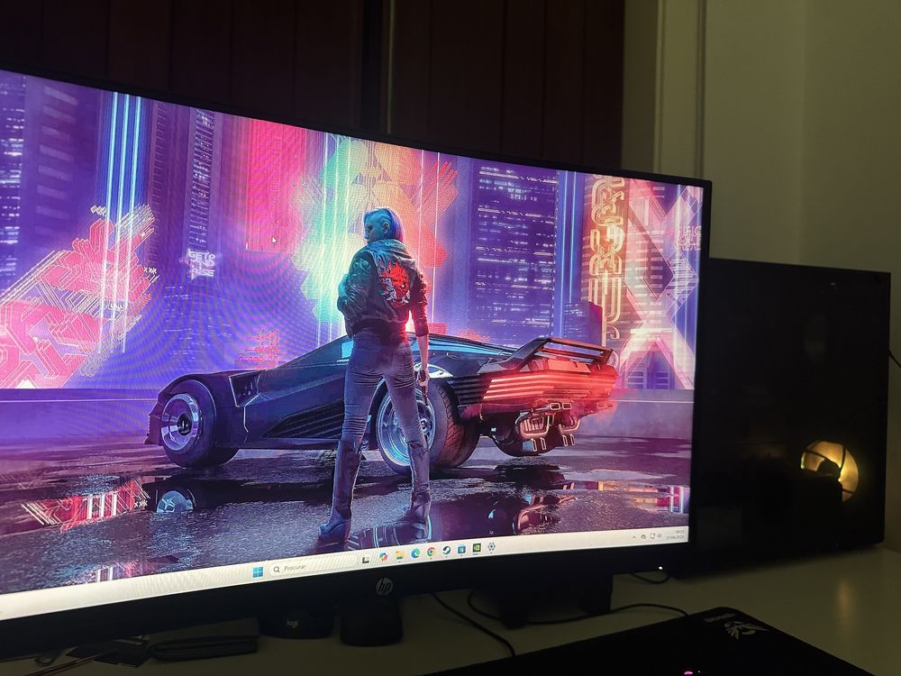 Setup RTX gaming torre e monitor