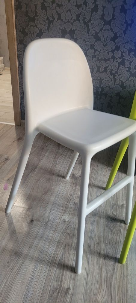 Sprzedam 2 krzesła Ikea Urban